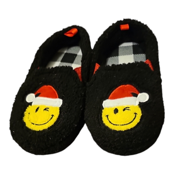 Cozy Smiley Face Kids Slippers - Black George 9-10 NWOT - Picture 6 of 8